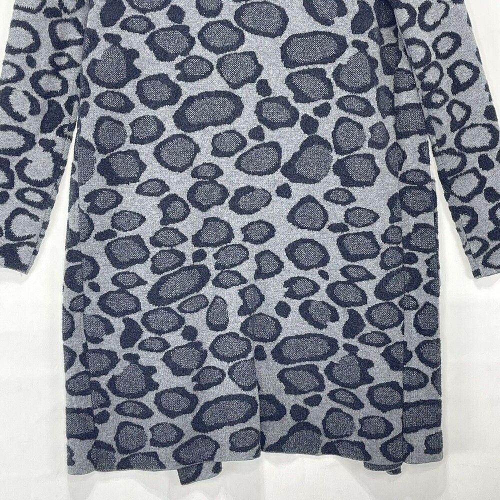 Women’s Cardigan Open Front Size M Gray Leopard Print Knit Pocked Sweet Romeo - Picture 14 of 16